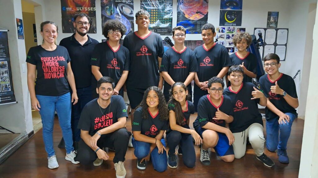 Visitação ao Centro de Astronomia de Jaú com as turmas do 4º E 8º Ano 2025