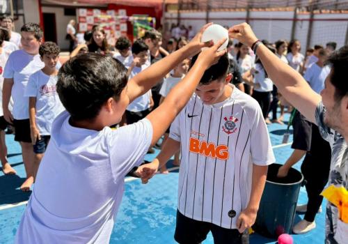 festa das cores colegio galileu (53)